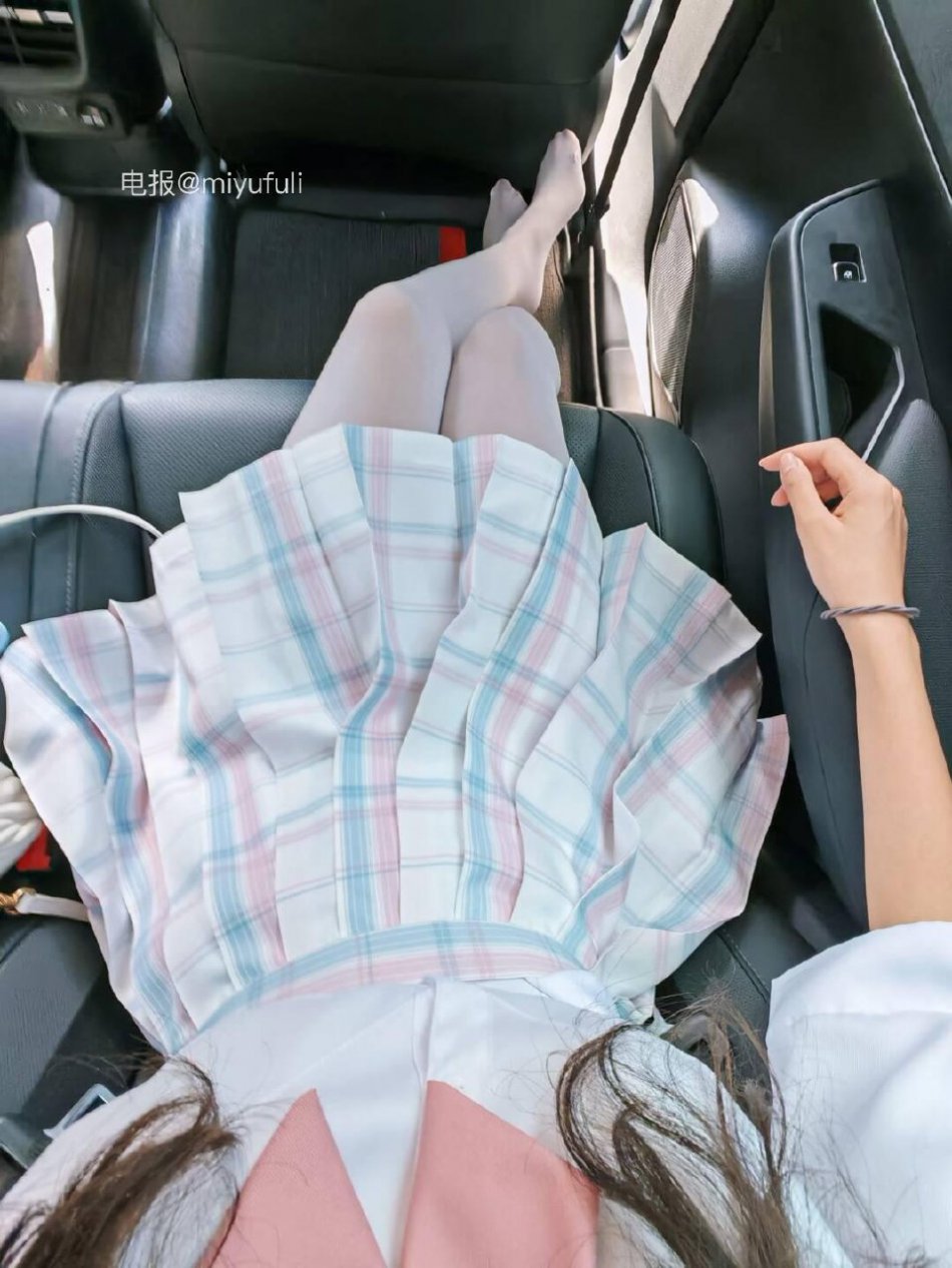 可可爱吃糖 2025-08-10 01:38:24 JK日常 第2张