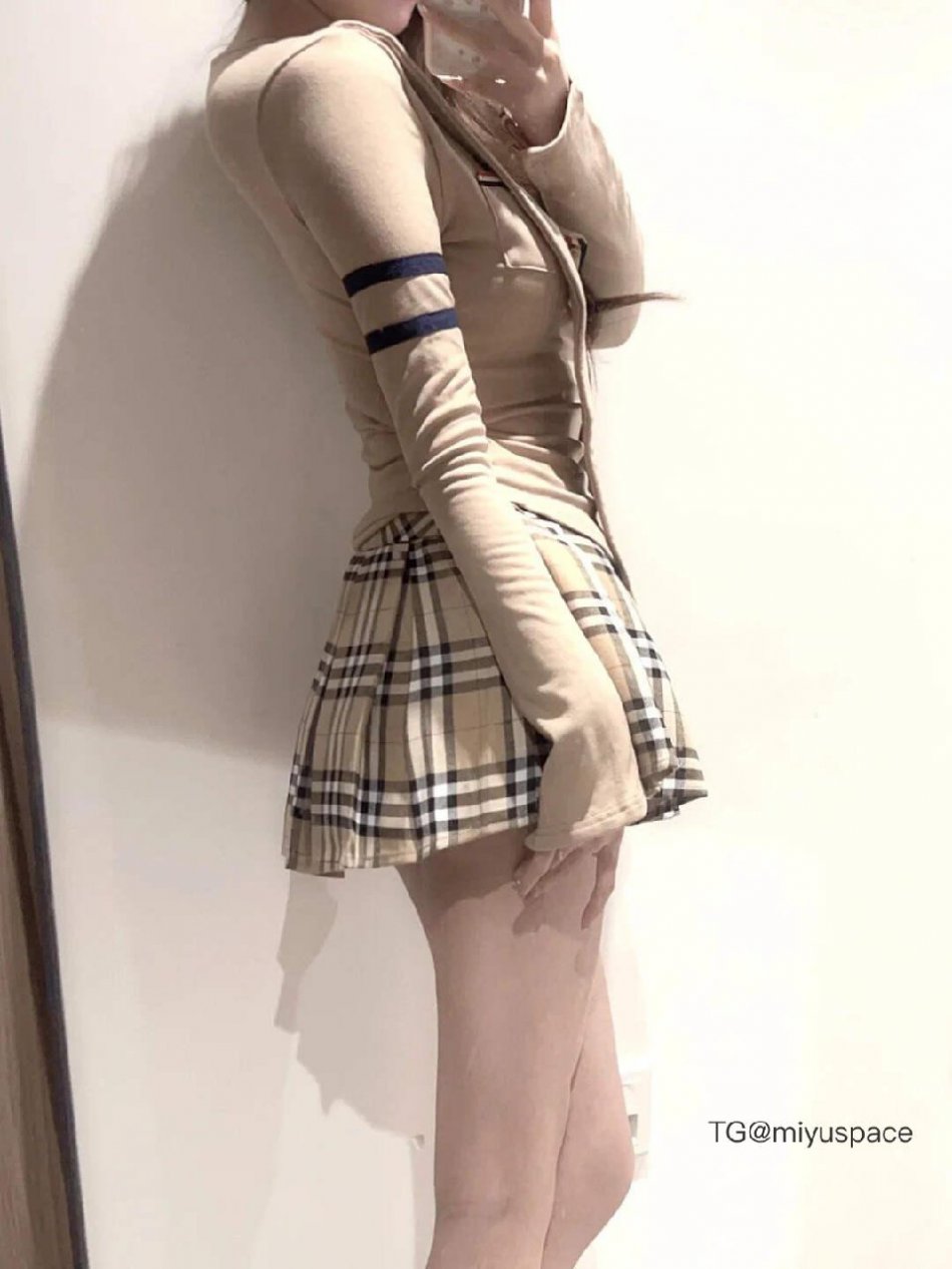 可可爱吃糖 2025-08-16 23:36:37 突然 吹来了一股学院风 第4张