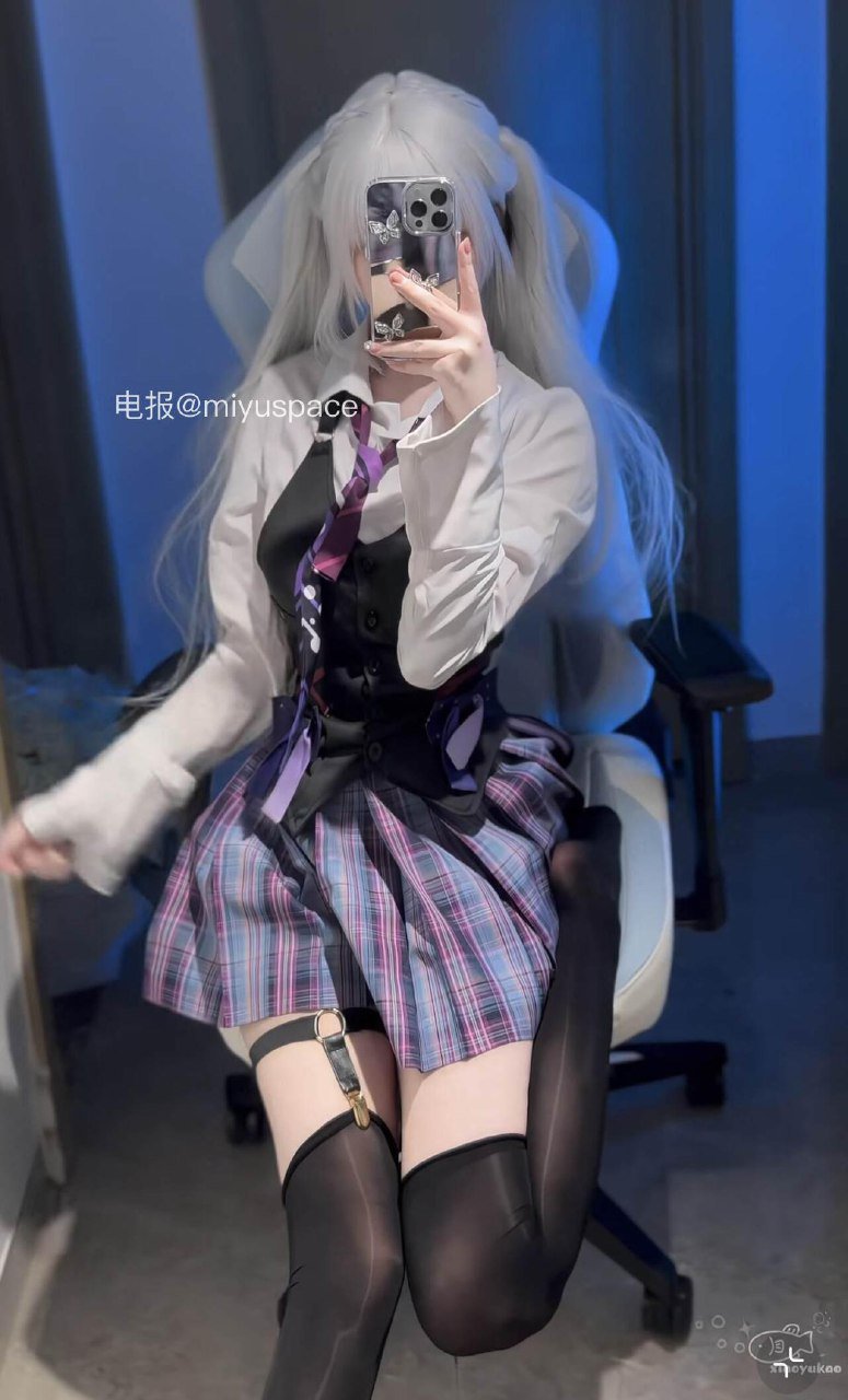 小妞妞💕 2025-08-17 12:18:11 你不心疼我 自然有人心疼我 小妞妞 第1张