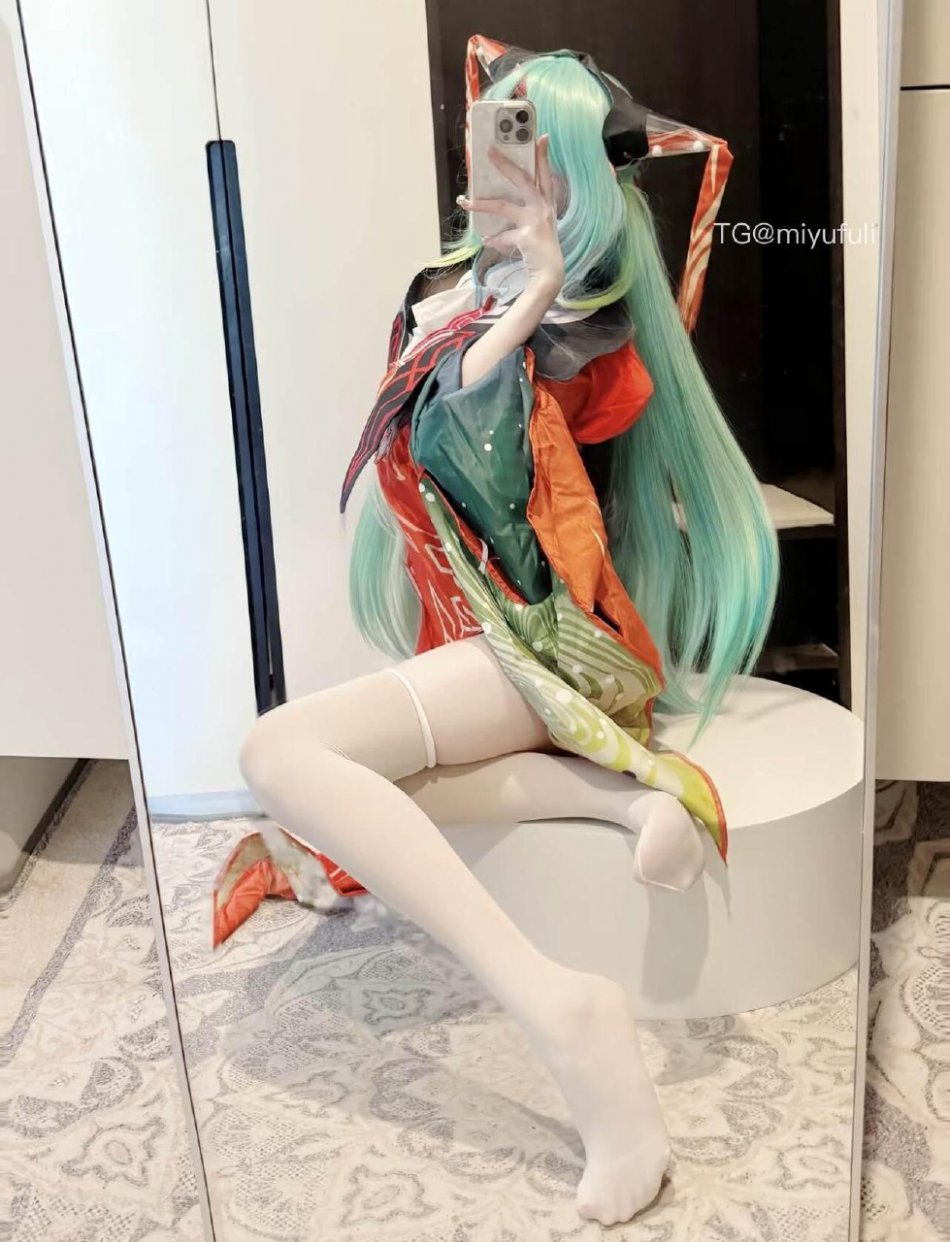 小妞妞💕 2025-08-18 12:02:25 喜欢这套的造型 小妞妞 第9张