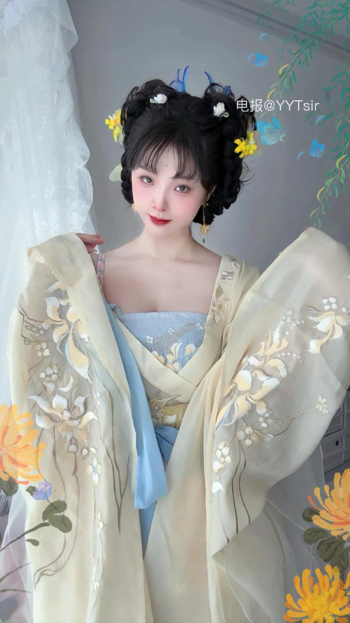 枝枝栗子 2025-08-26 13:35:32 一个人在家有点无聊