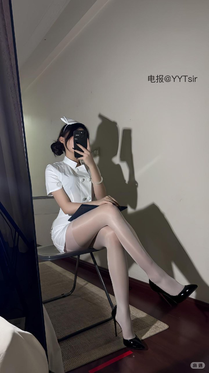 S学姐 2025-08-24 21:32:56 这是谁家小天使