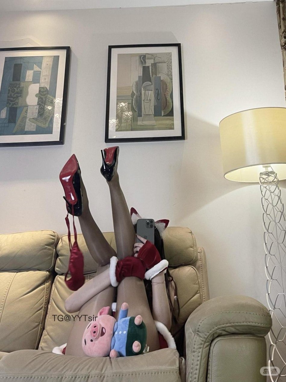 S学姐 2025-08-24 21:32:56 这是谁家小天使