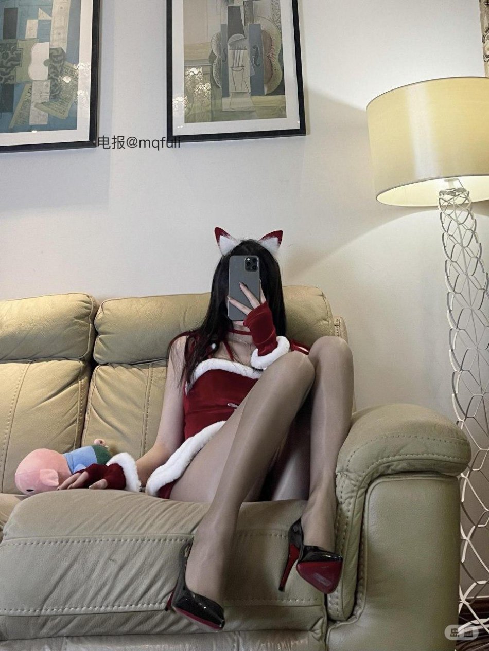 S学姐 2025-08-24 21:32:56 这是谁家小天使