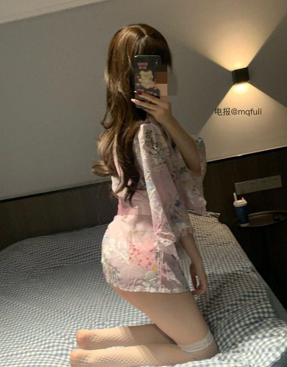 S学姐 2025-08-18 10:58:22 粉色情人😜