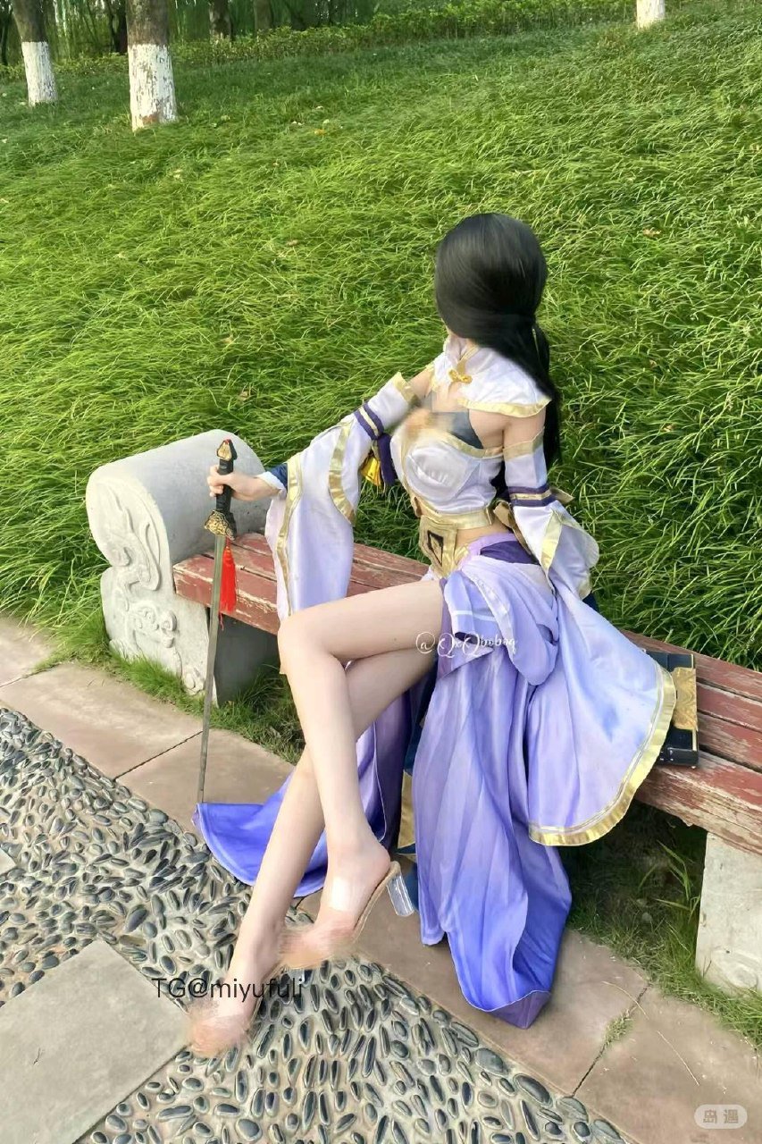 630930 2025-08-19 14:06:47 嘴好干 我的意思是宝宝亲亲^ω^