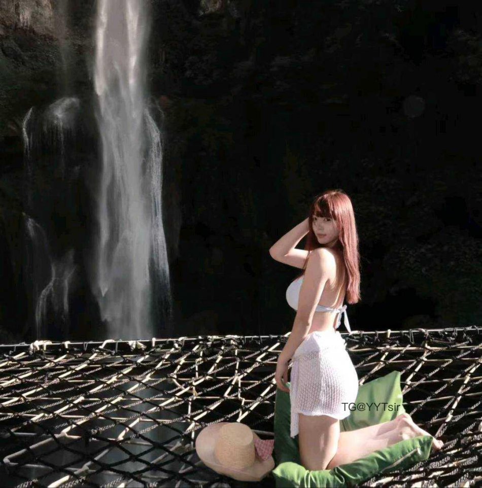 美羊羊 2025-09-05 13:56:15 出去玩拍的哦,喜欢羊羊不😁 第2张