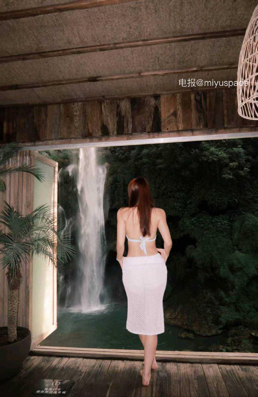 美羊羊 2025-09-05 13:56:15 出去玩拍的哦,喜欢羊羊不😁 第3张