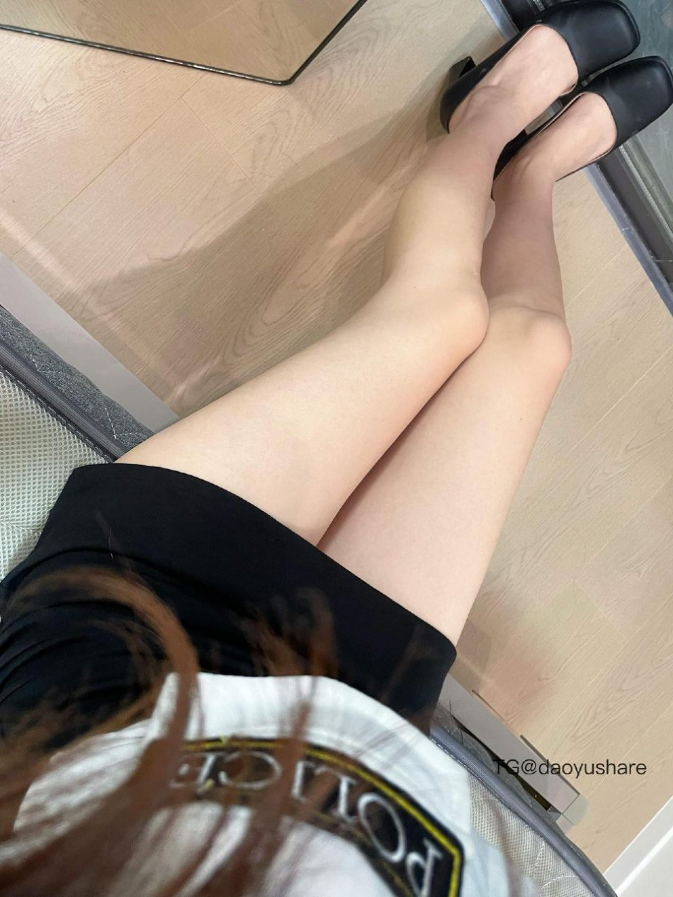 粉红小香猪 2025-09-08 14:36:25 不管天气怎么样 有你在我就很开心 第3张