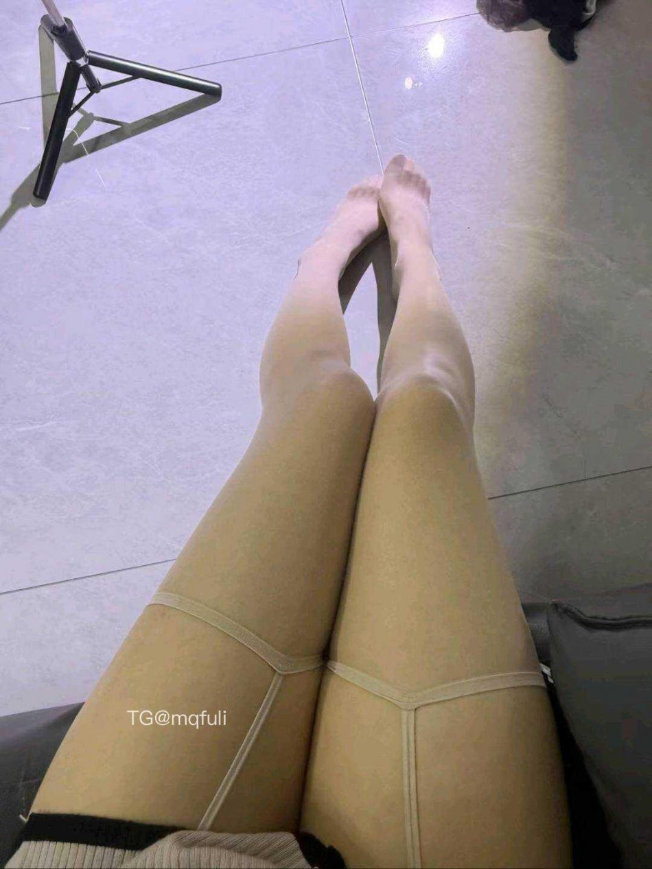 小雯胖几 2025-09-10 10:45:34 喜欢好女人是吧 那我本色出演了 第1张