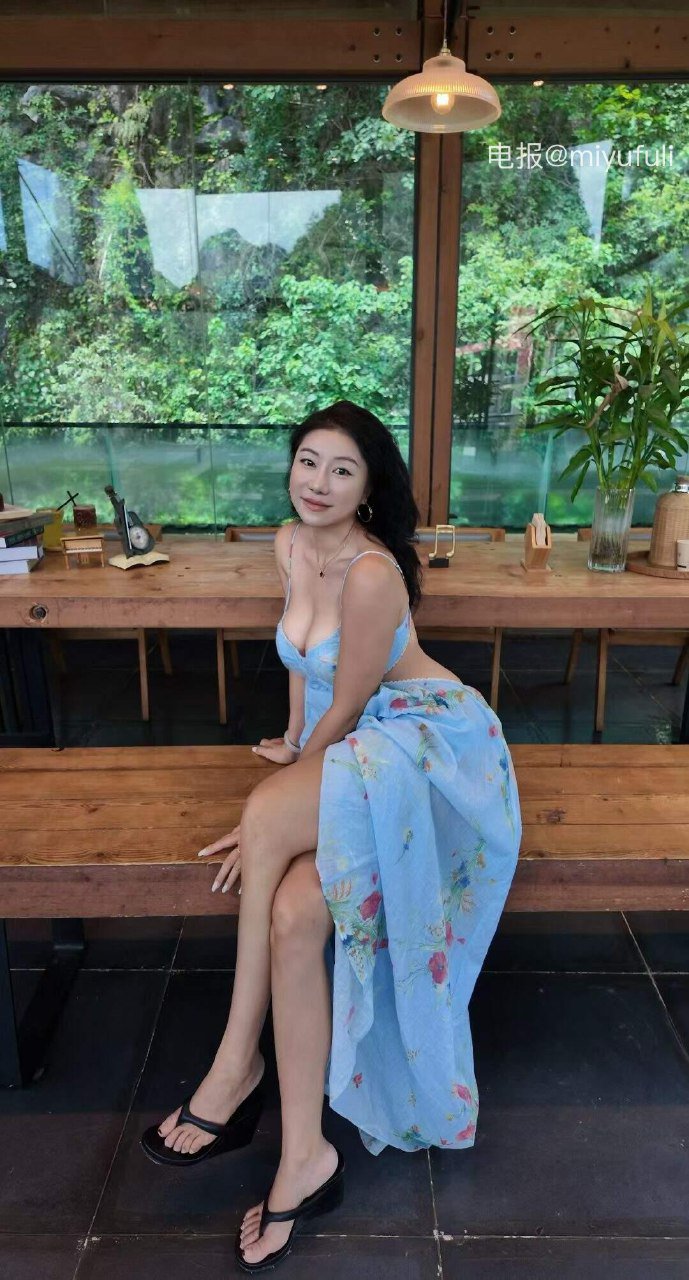 鹿瑶 2025-09-11 15:48:12 想住进风景里