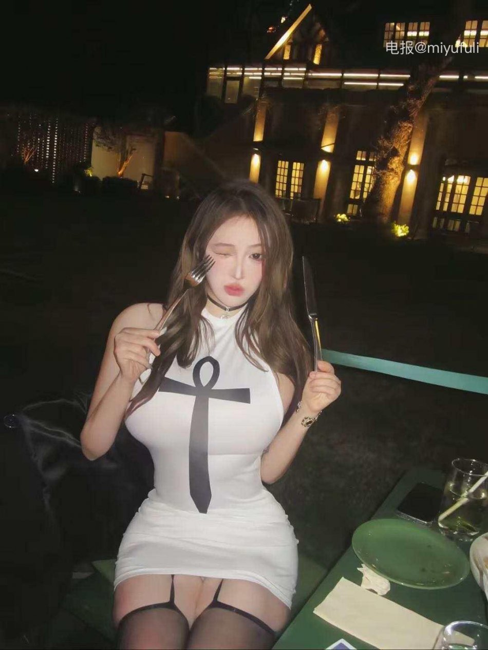 你的渡口 2025-09-12 16:22:52 生怕自己不够优秀 拿不下你😙