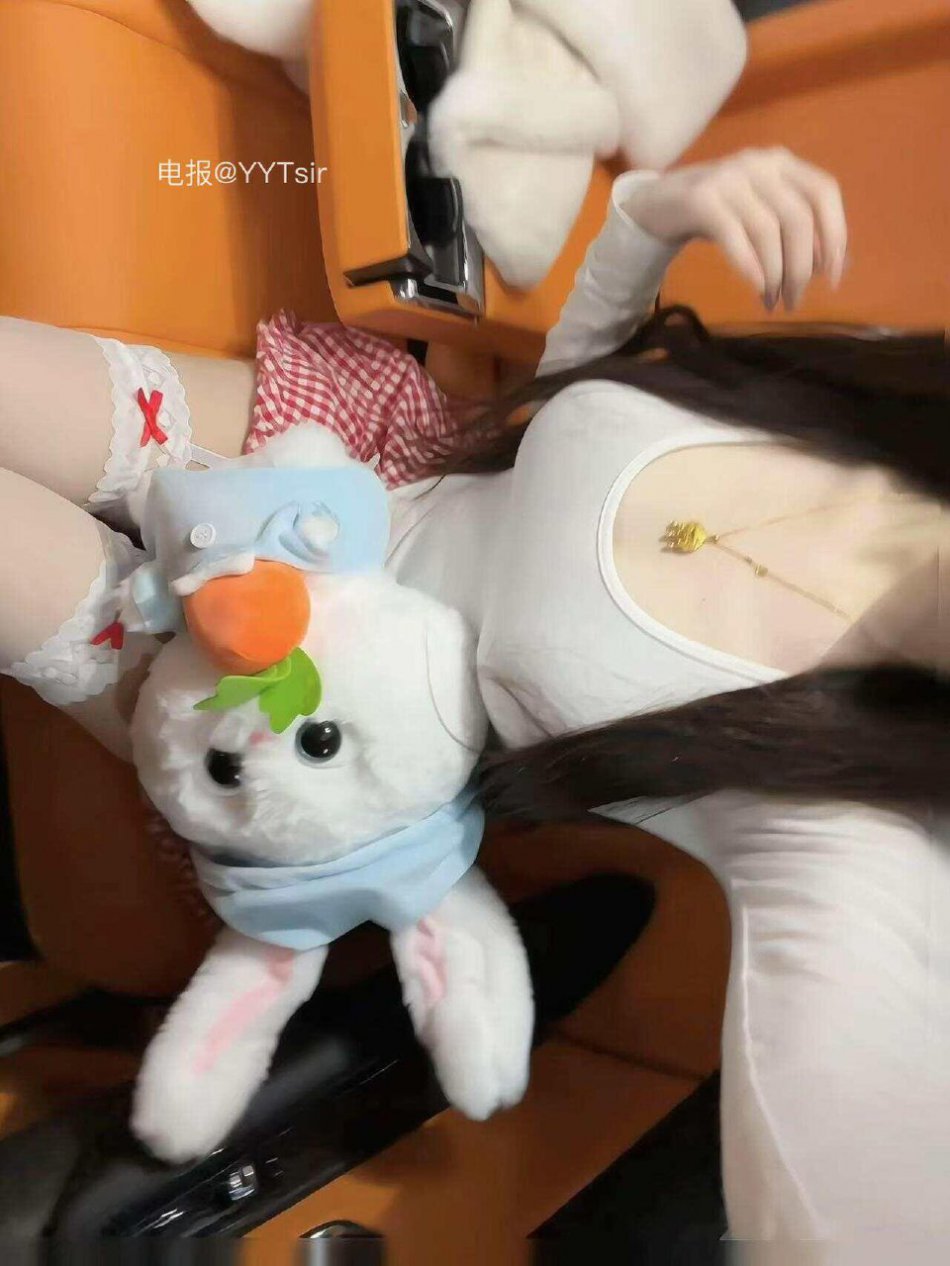 莹莹iio 2025-09-10 10:58:09 帮我一下 第1张