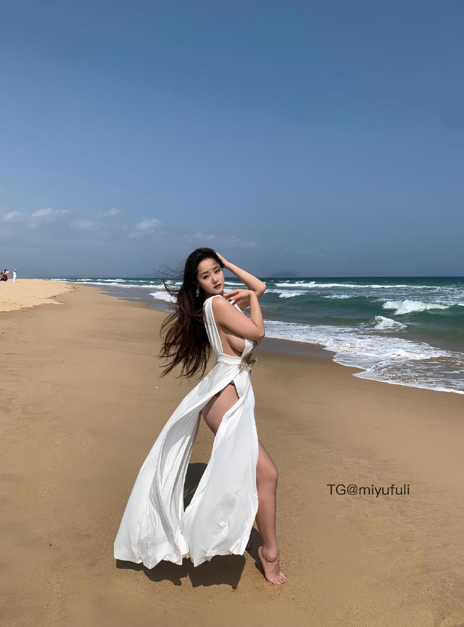 成都朵朵 2025-09-06 22:10:37 【福利贴】怕被和谐，所以要抓紧时间☺️