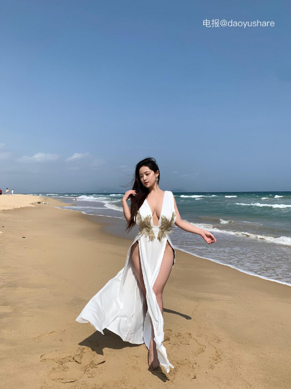 成都朵朵 2025-09-06 22:10:37 【福利贴】怕被和谐，所以要抓紧时间☺️