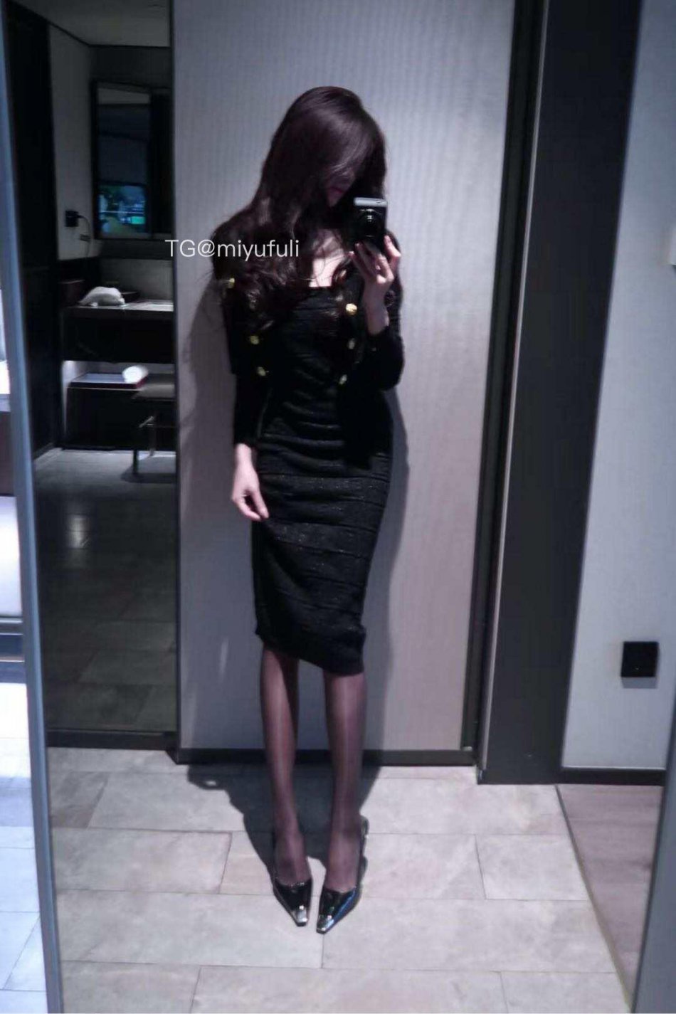 兔妮妮 2025-09-09 16:12:05 爱情经不起等待,叫我宝贝就现在😋26p 第21张