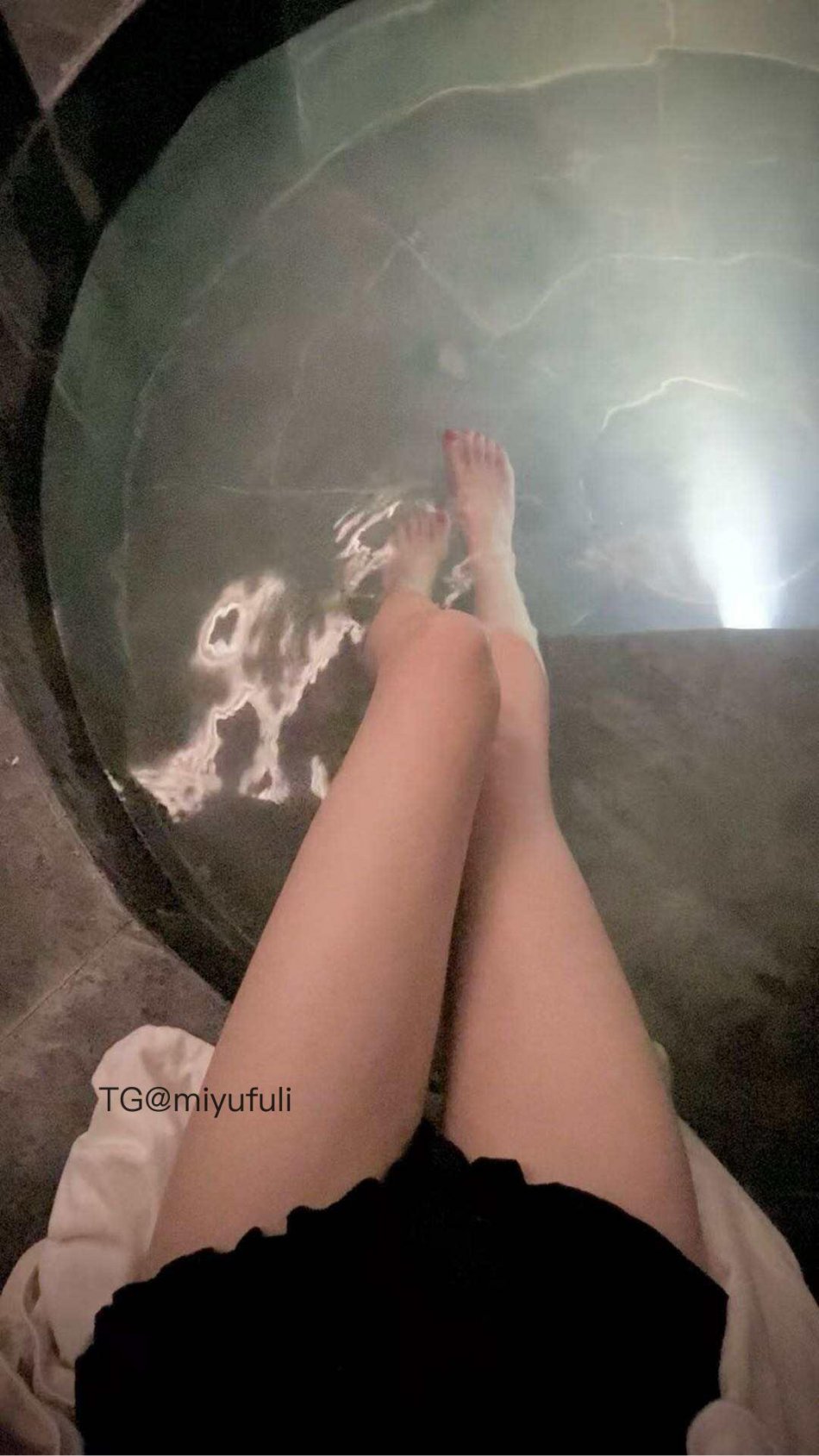 兔妮妮 2025-09-09 16:12:05 爱情经不起等待,叫我宝贝就现在😋26p 第18张