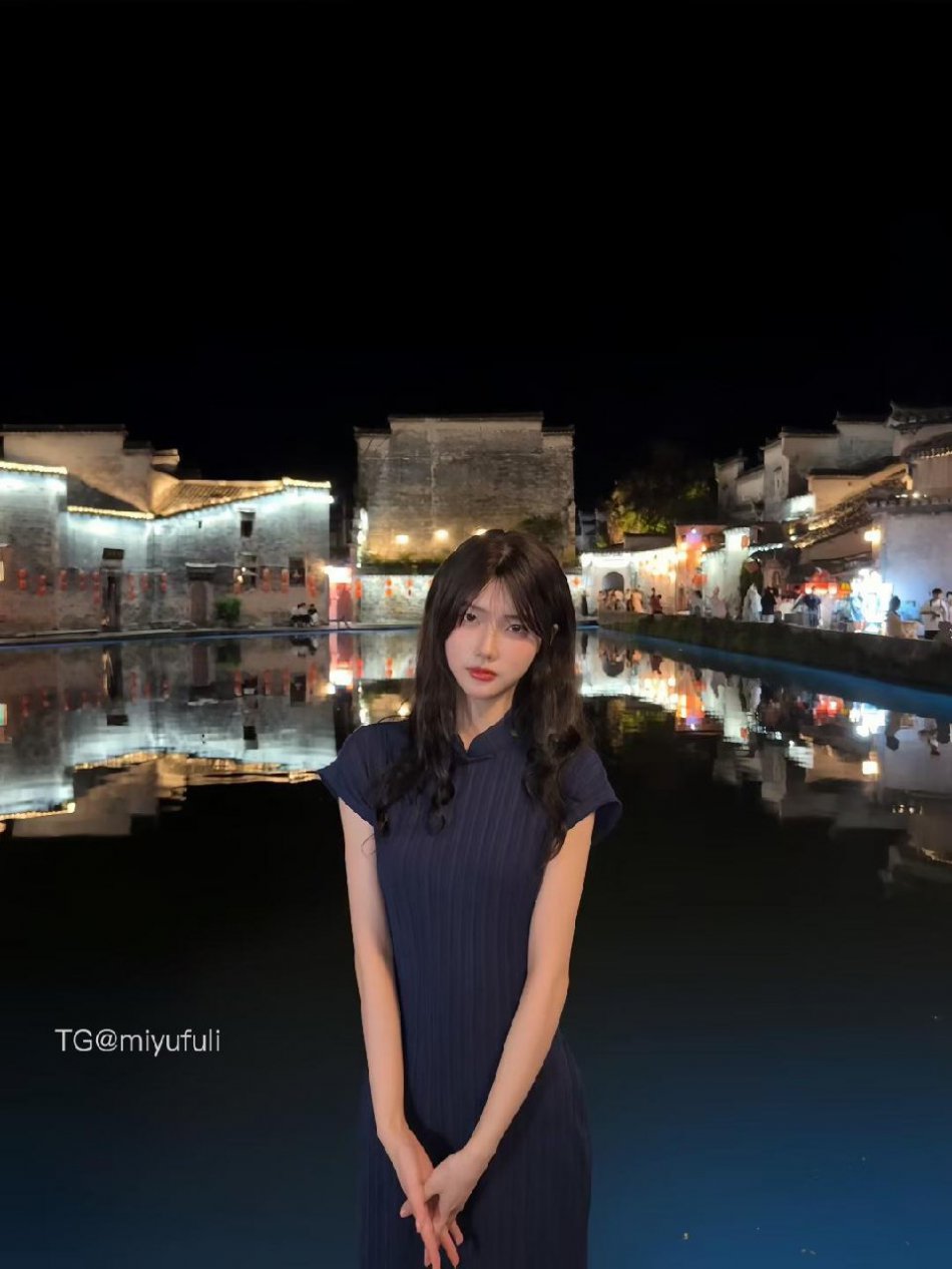 一只香 2025-09-15 09:42:48 值得庆幸的是现在谁在我心里都不起波澜 第4张