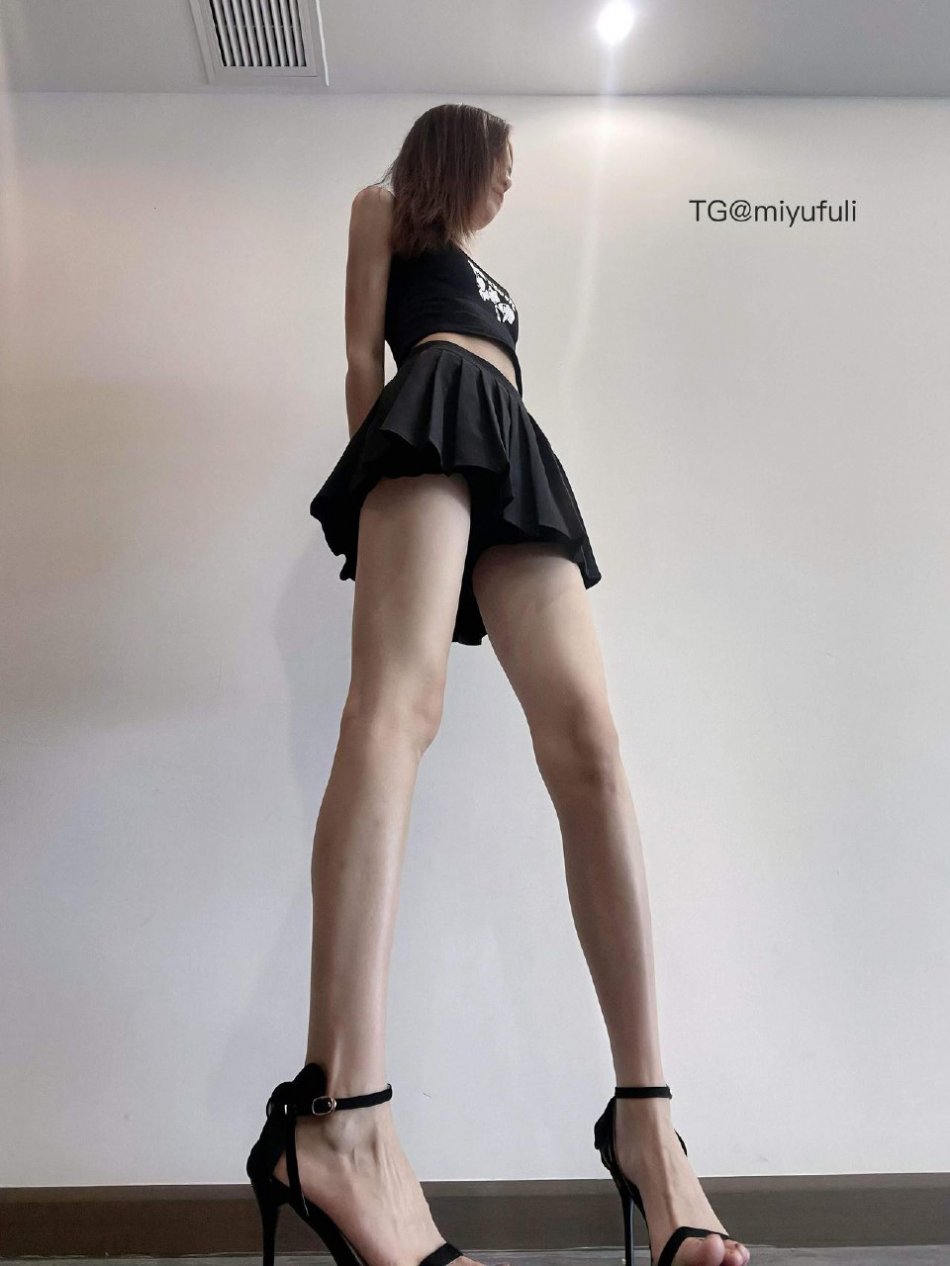 粉红小香猪 2025-09-18 12:42:59 下播就来更新 就宠你们😏 第2张