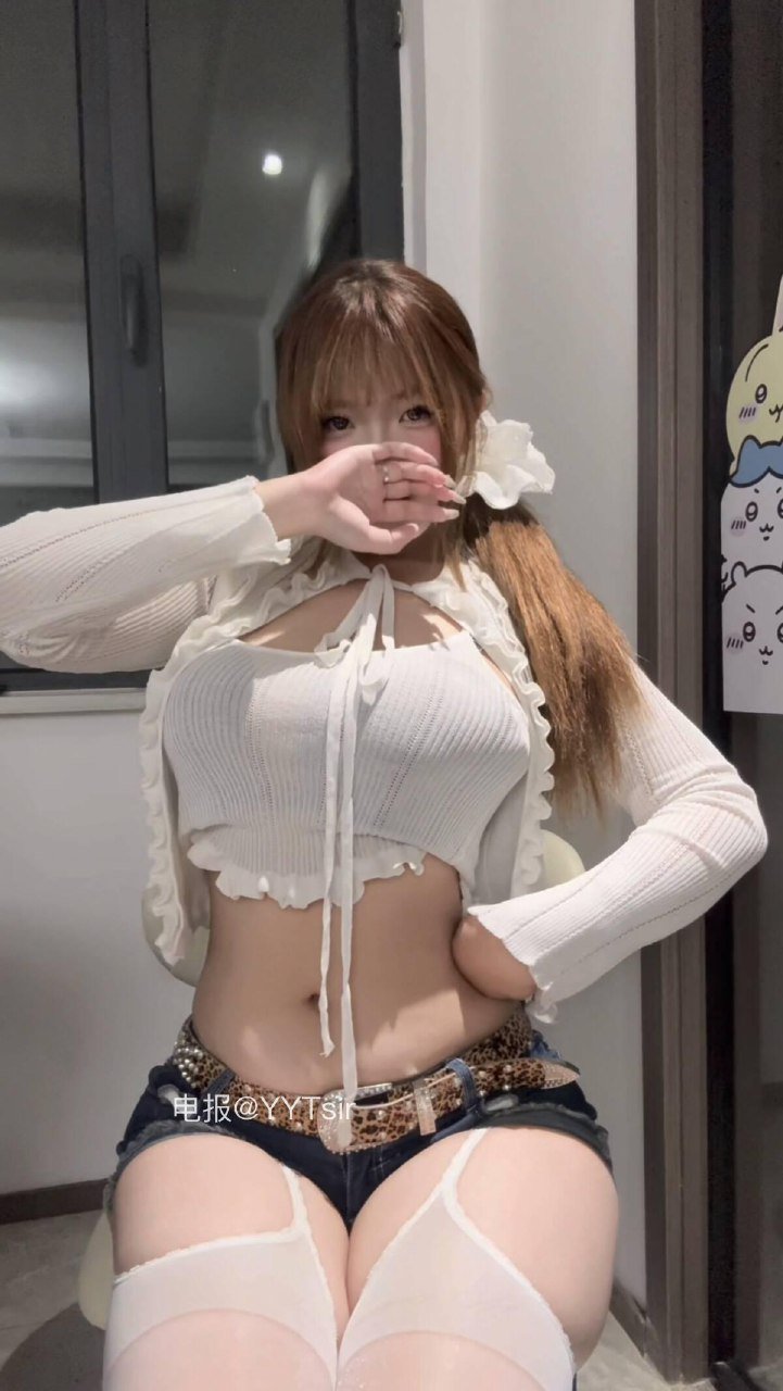 小小宣 2025-09-23 14:38:03 我是感觉控 感觉你是我的