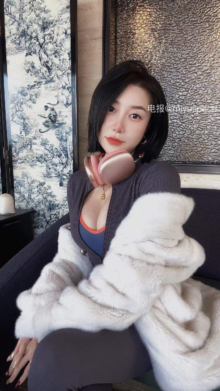 鹿瑶 2025-09-23 16:00:33 烦恼置身事外