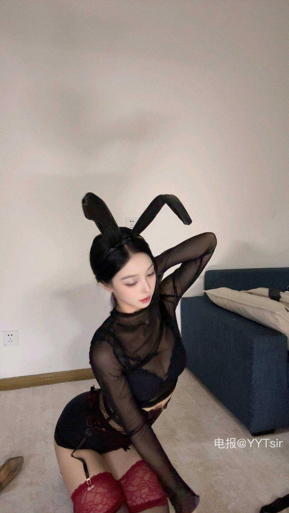 里不理 2025-09-25 11:48:53 兔女郎