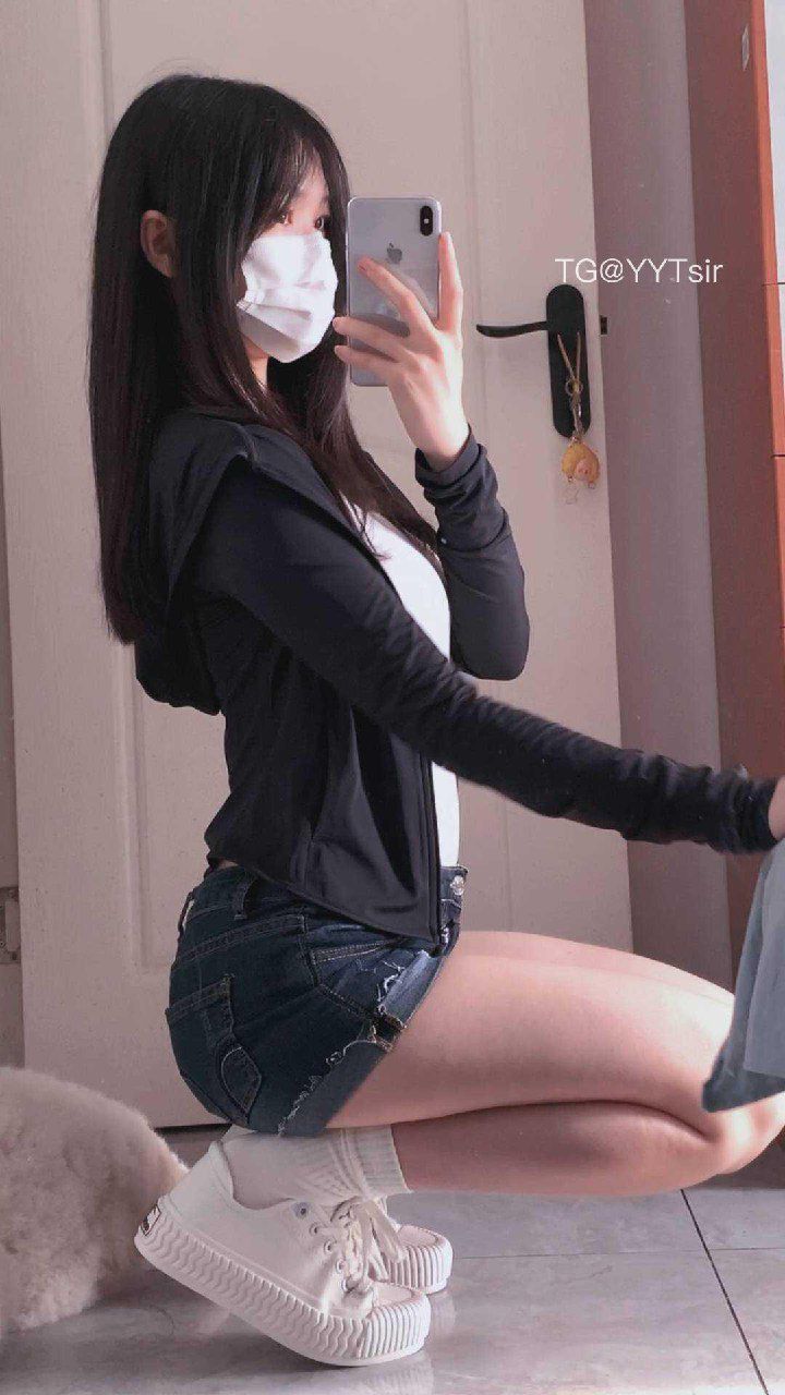 你真嗣个笨蛋 2025-09-25 15:46:17 现在滴防晒衣版型都做得好修身qaq 第1张