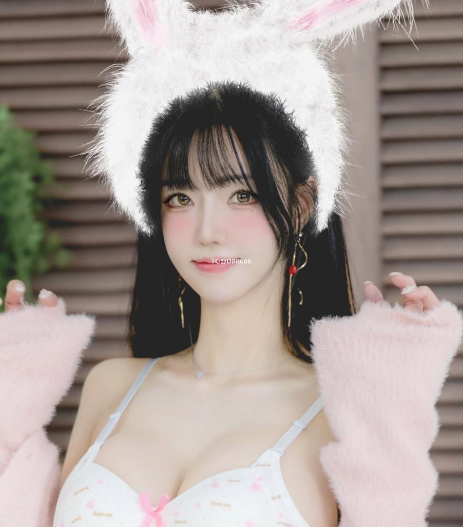 彤彤宝贝 2025-09-30 19:01:50 照片资源合集 145p 第113张