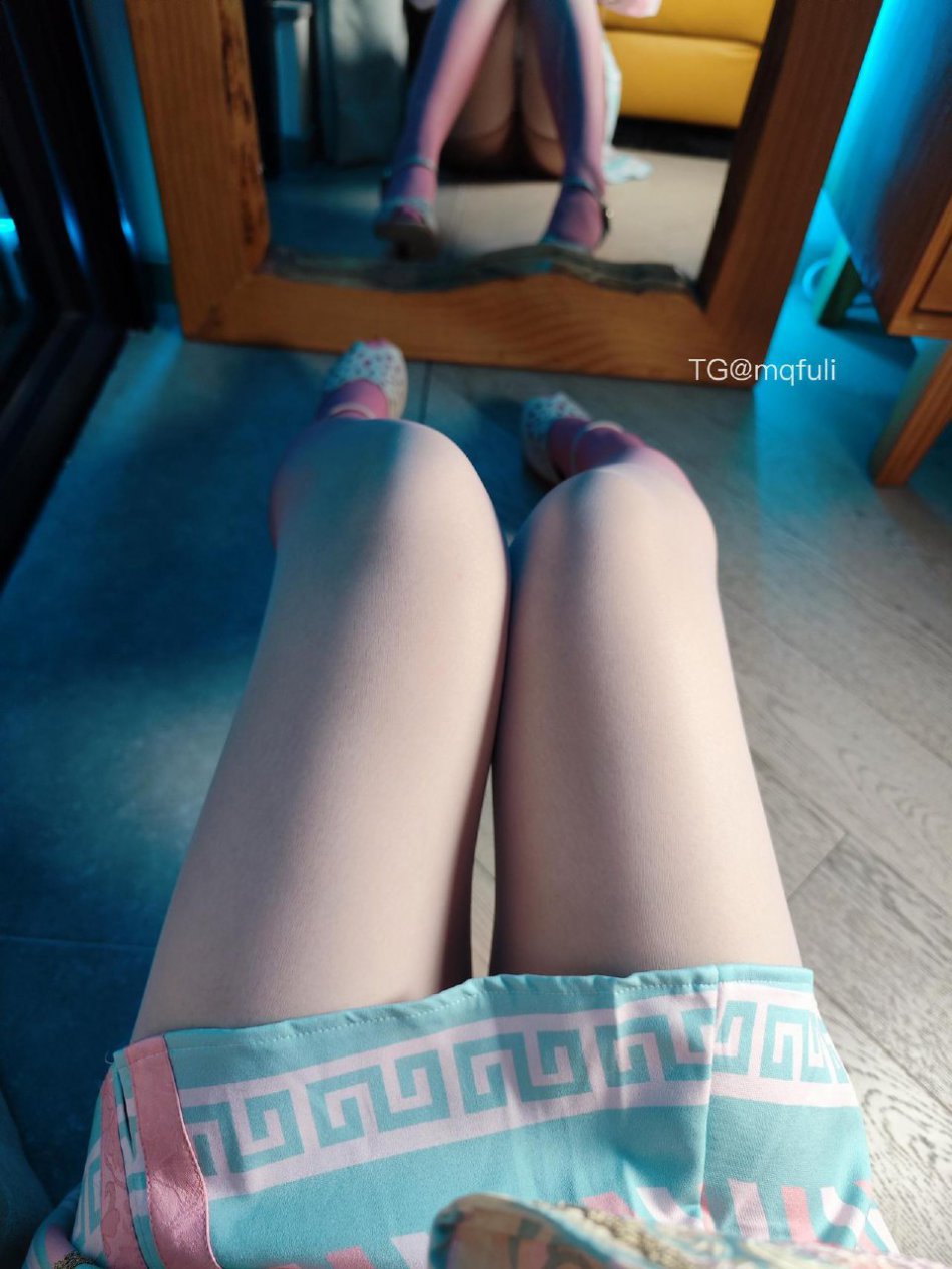 Naimi奶咪 2025-09-26 15:55:39 晚上遇见我,你会害怕吗 第17张