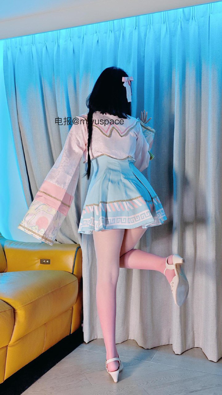 Naimi奶咪 2025-09-26 15:55:39 晚上遇见我,你会害怕吗 第10张