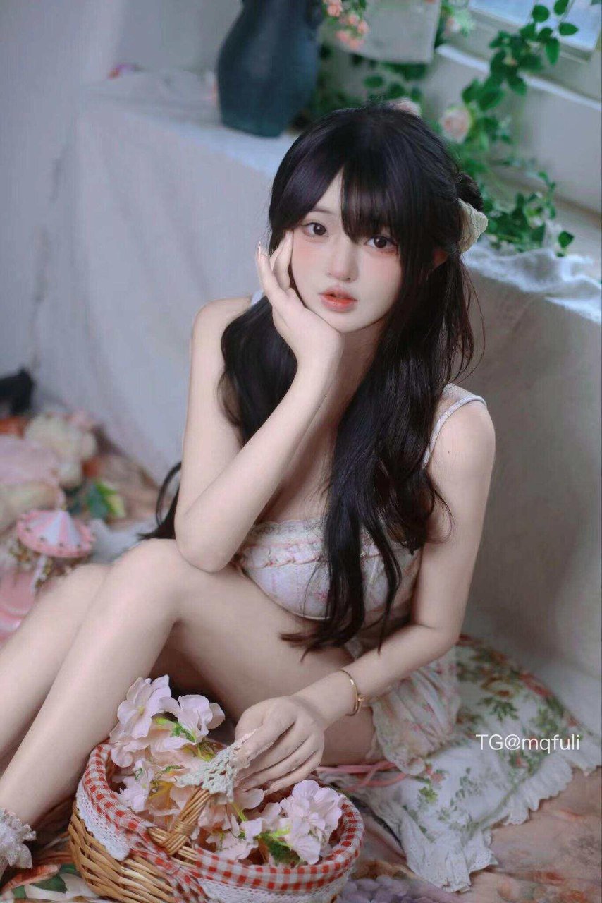 咩咩酱 2025-09-11 15:33:19 叽里咕噜说什么呢 听不懂 想亲嘴 第6张