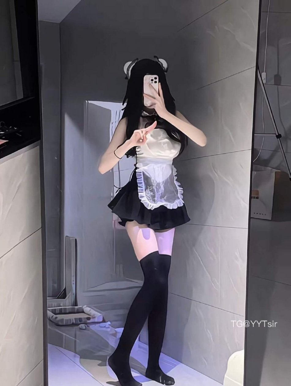 月岛冬 2025-09-12 00:20:36 喜欢黑还是紫🥰 第2张