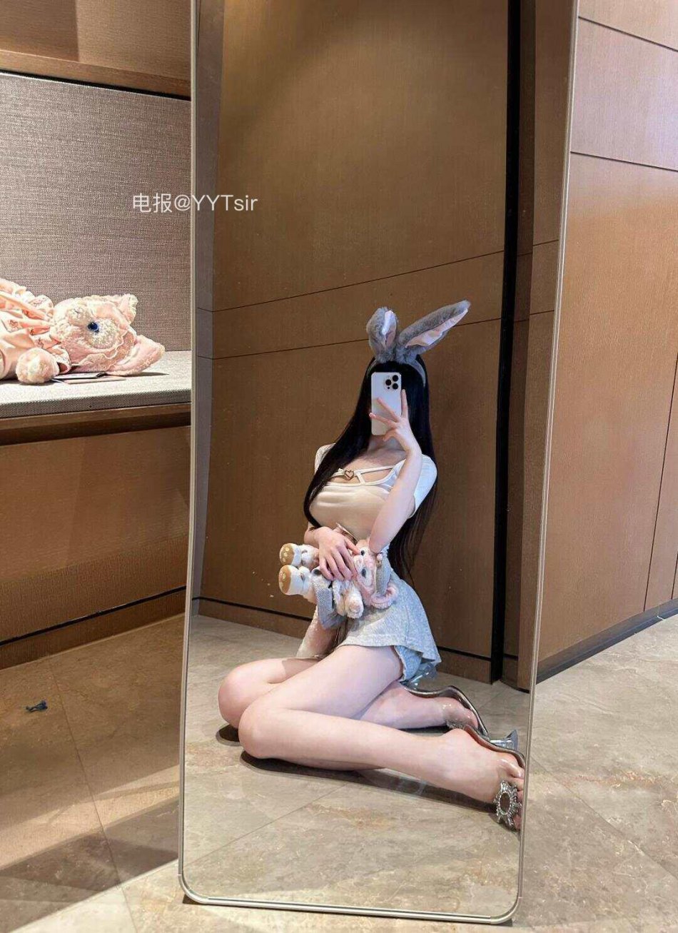 alice琪宝 2025-09-03 19:40:27 照片35p 第9张