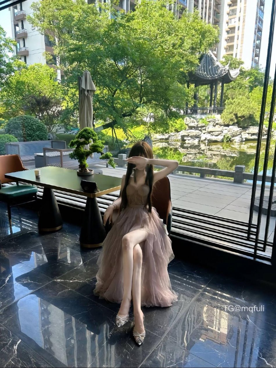 是桃桃呀🍑 2025-09-11 21:06:47 像时光在眨眼