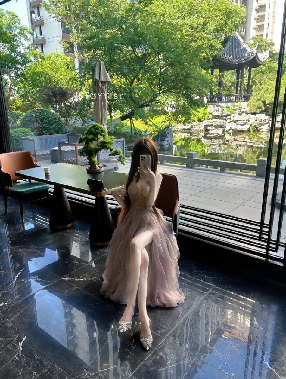 是桃桃呀🍑 2025-09-11 21:06:47 像时光在眨眼