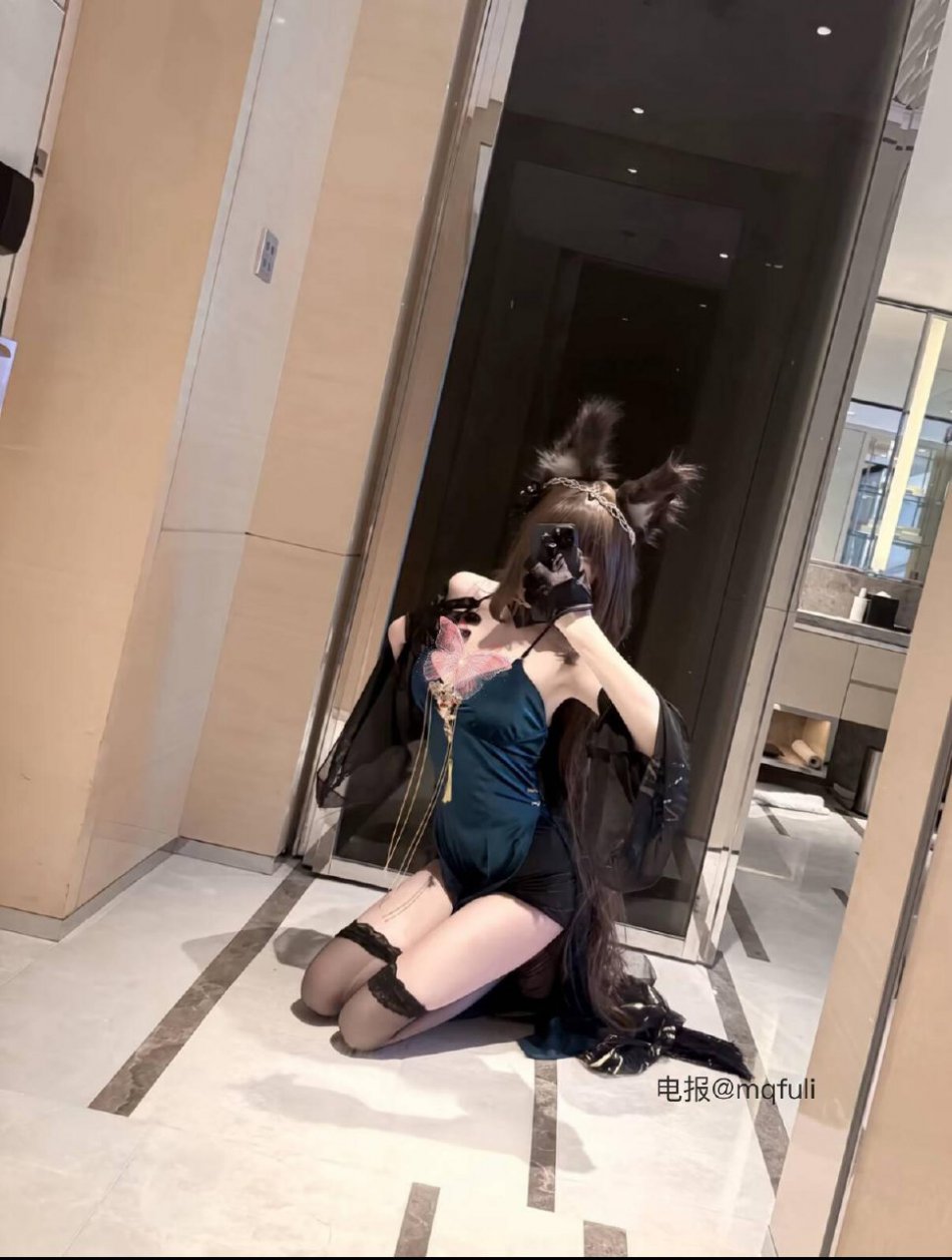 是桃桃呀🍑 2025-09-16 00:11:56 拜托，不要对小狗冷冰冰啦