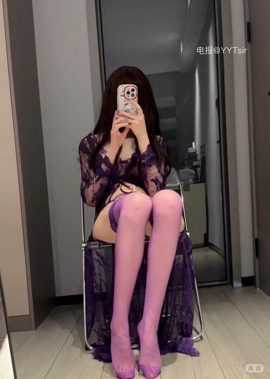 S学姐 2025-09-03 12:19:02 紫色人妻