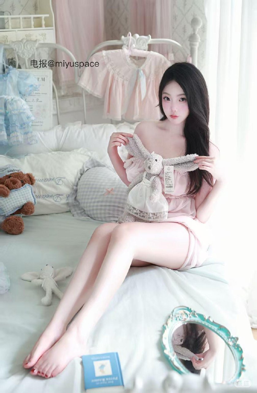 playboi露丝 2025-09-17 13:59:18 可以用你的冷暴力给我降降温吗