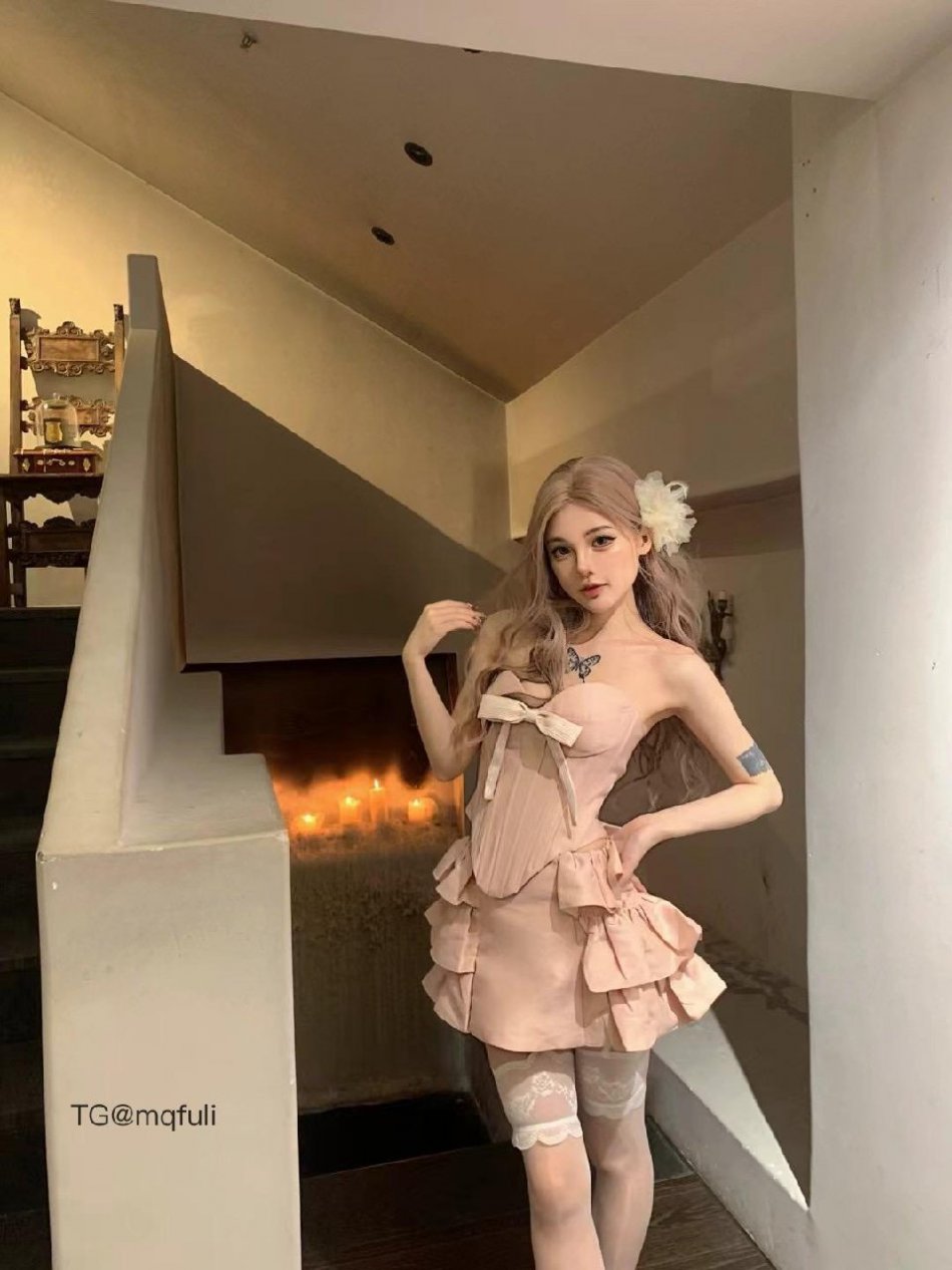 六六狮 2025-09-25 18:27:30 若隐若现才是绝杀