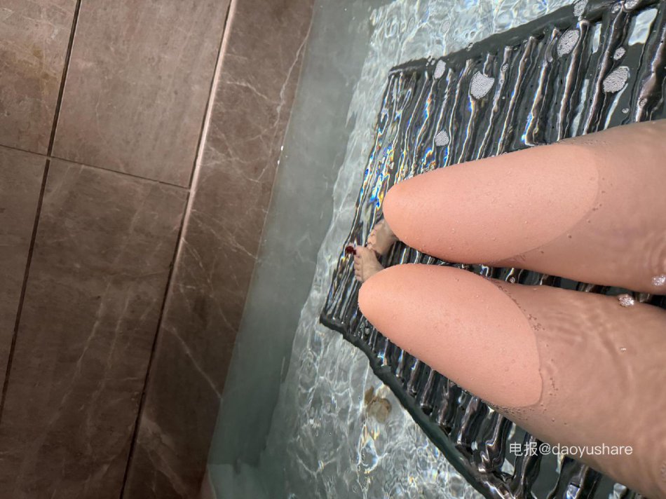 爆炒肉肉啦 2025-10-01 11:50:03 游泳去喽