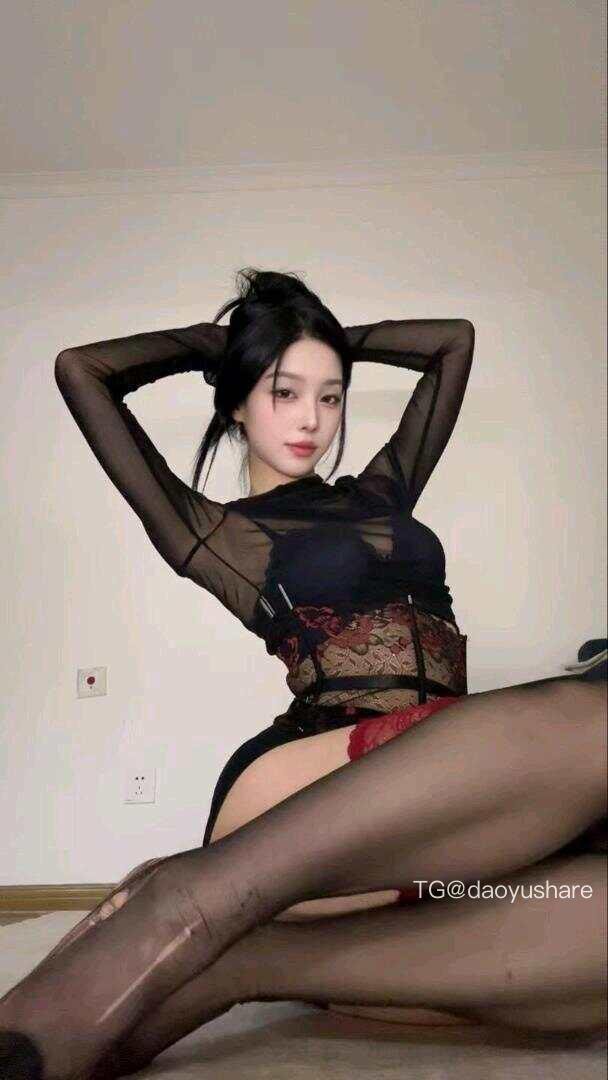 里不理 2025-10-03 12:32:02 此刻