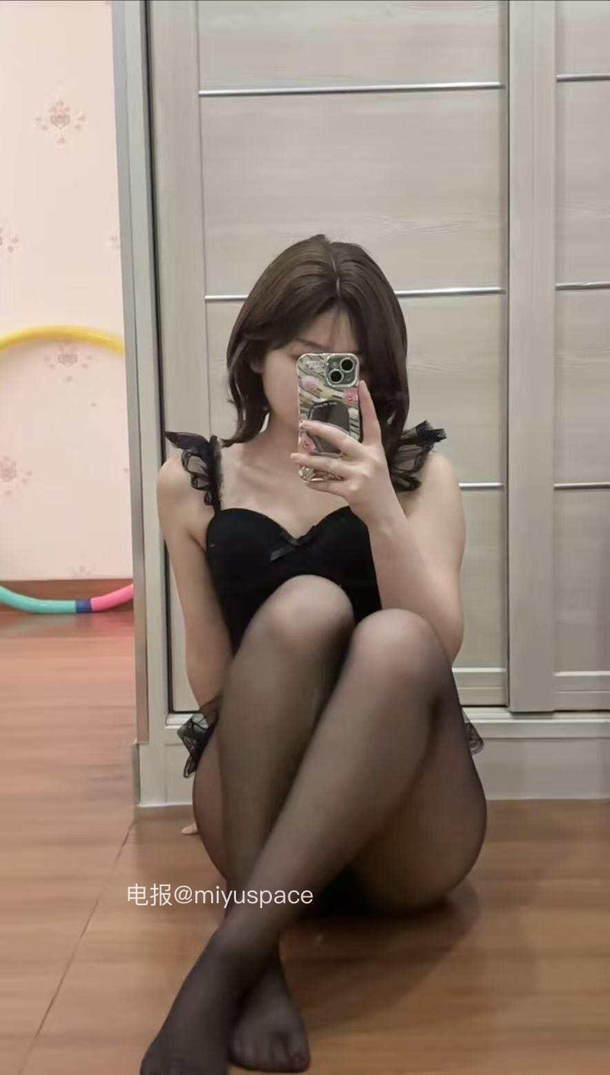 九斤明哥 2025-10-04 18:15:19 对视吧 眼睛很难说谎 32p 第15张
