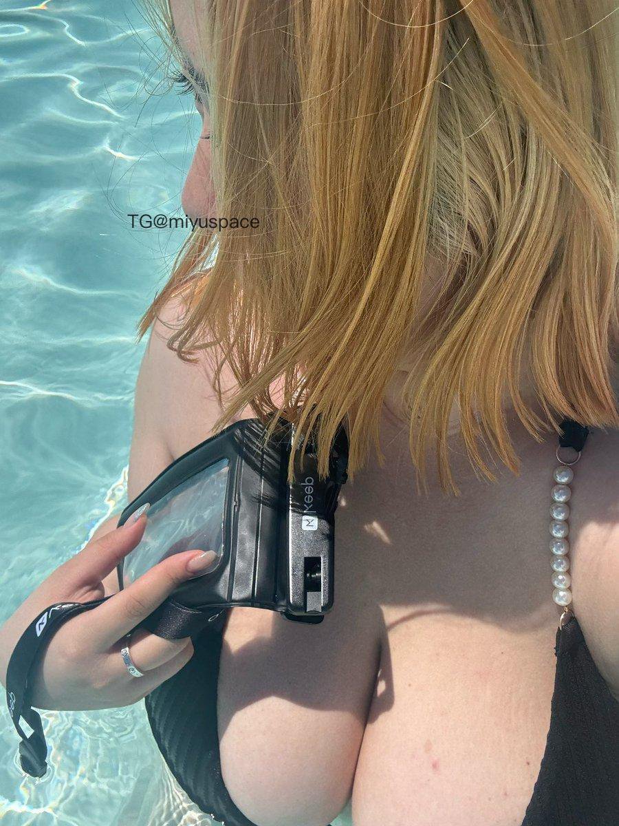 你的渡口 2025-10-10 11:51:41 【付费贴】🔥最新写真 第6张