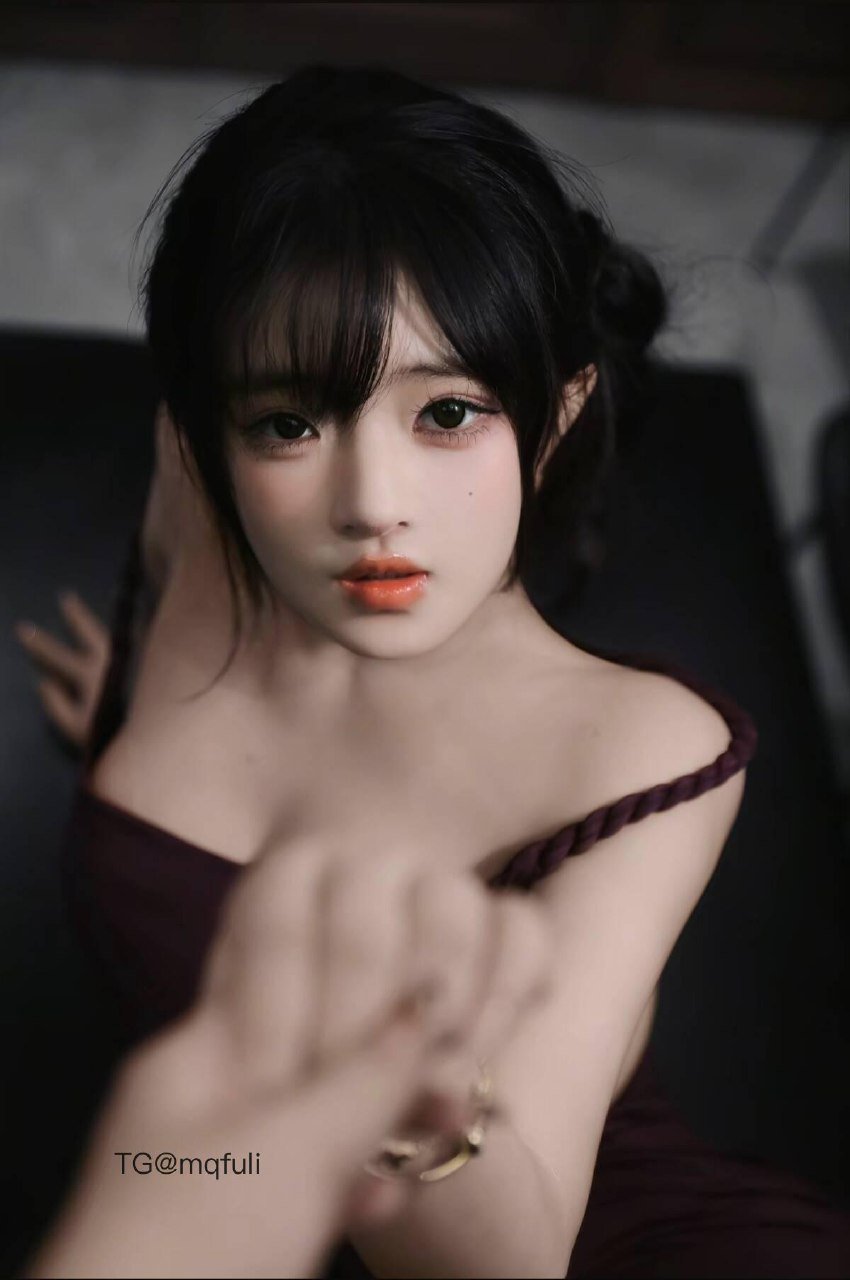 咩咩酱 2025-10-10 15:37:25 拜托不要再对我冷冰冰啦