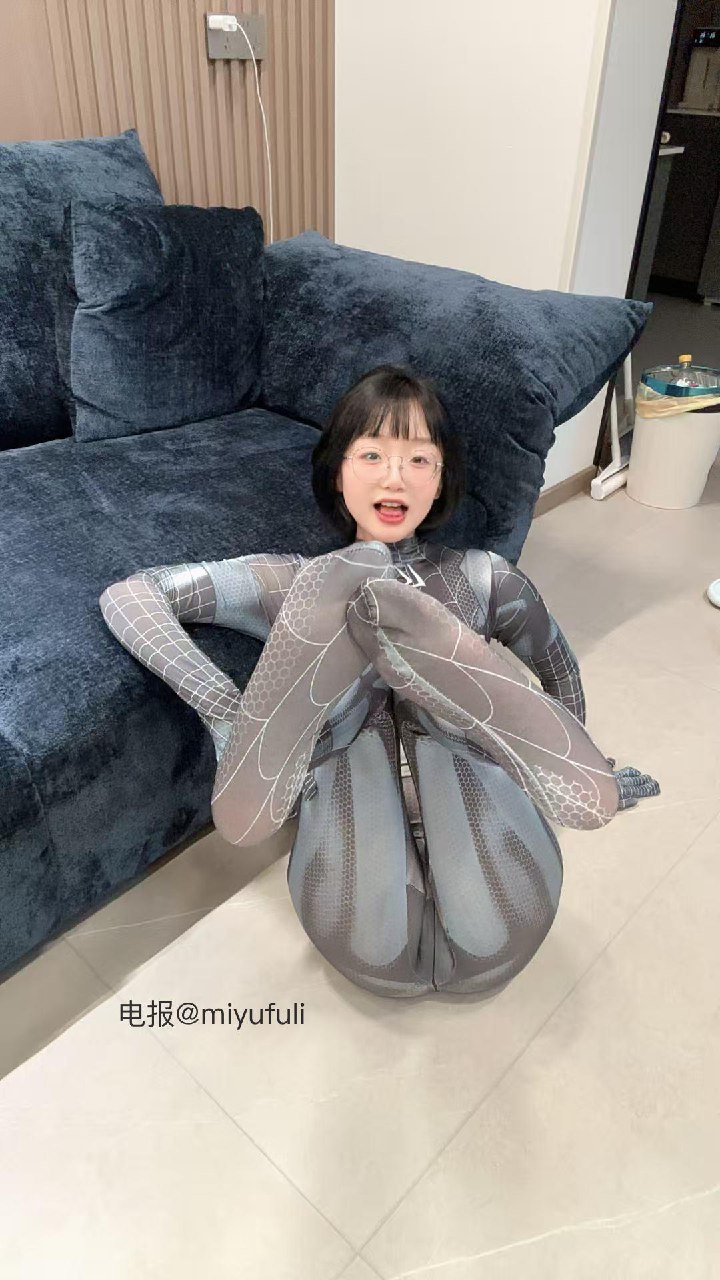 王胜利 2025-10-11 00:55:37 这套写真能不能拿下你们