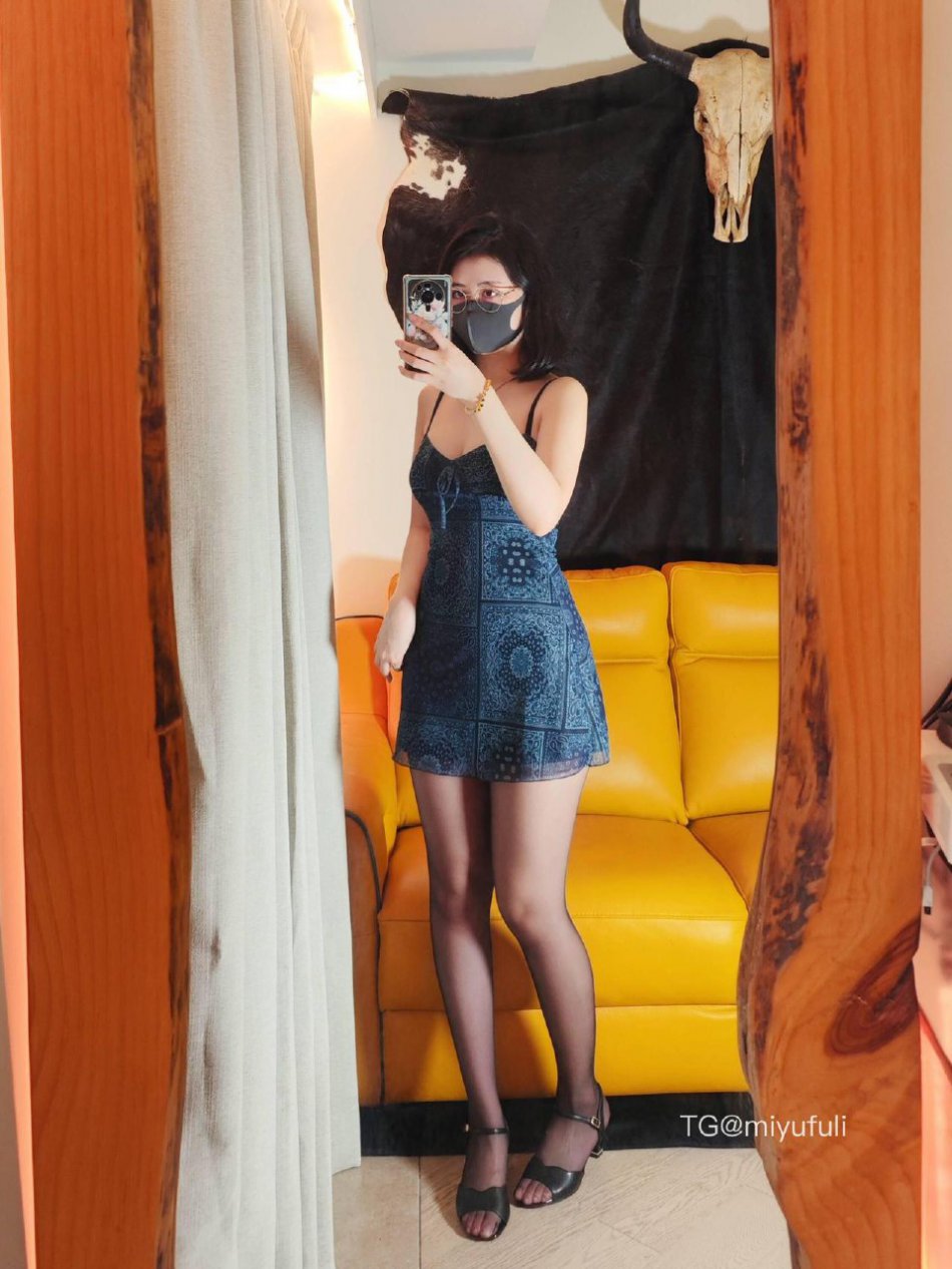 Naimi奶咪 2025-10-11 16:56:28 应该好好休息了,还有几张马上发 第3张