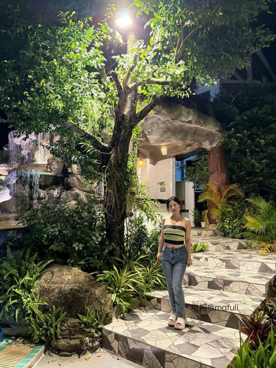 芳姨 2025-10-13 17:07:45 万荣还是很好玩的👀