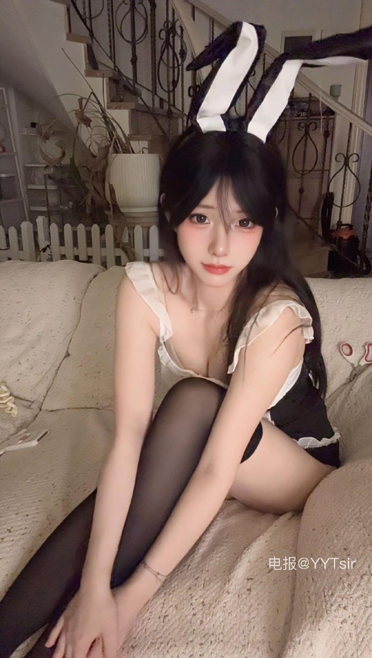 雪顶 2025-10-17 18:14:04 嘉宾贴 这次是在自己的新家客厅 第3张
