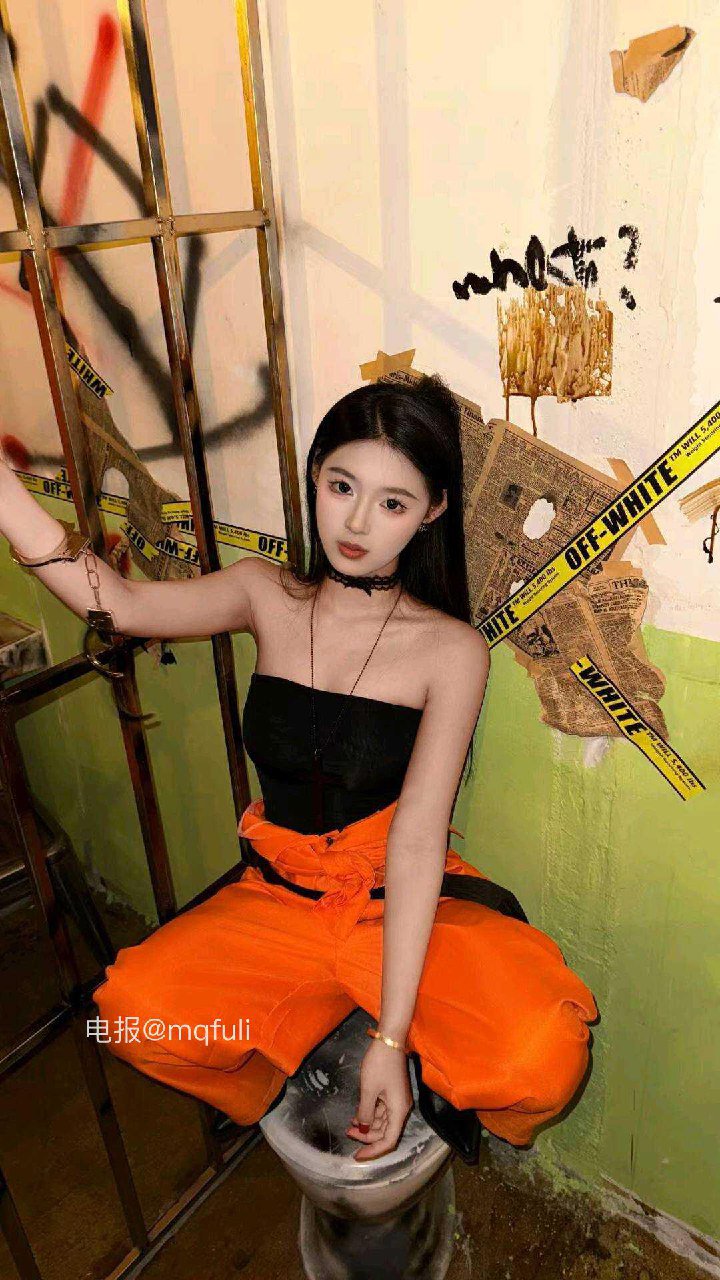 草莓熊啵啵 2025-10-19 20:14:38 想我了吗