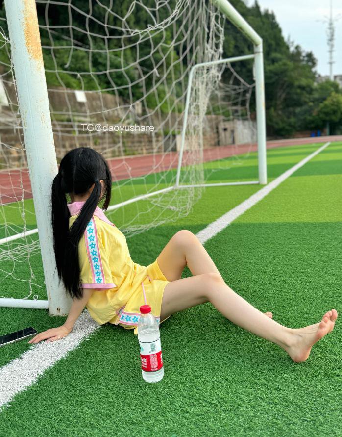 小兮有点宅 2025-10-22 14:07:27 想你的话 你会出现吗 第2张